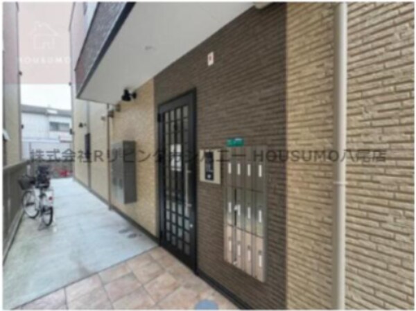 エントランス(清潔なエントランスです)