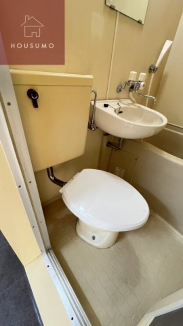 トイレ(清潔感のあるトイレです)