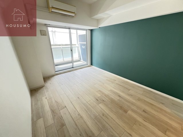 物件内観写真3　(ゆったり過ごせる居間です)