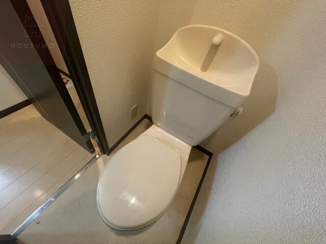 物件内観写真22　(コンパクトで使いやすいトイレです)