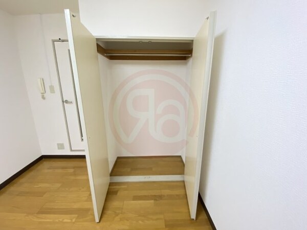収納(こまごまとしたものを収納できそうですね)