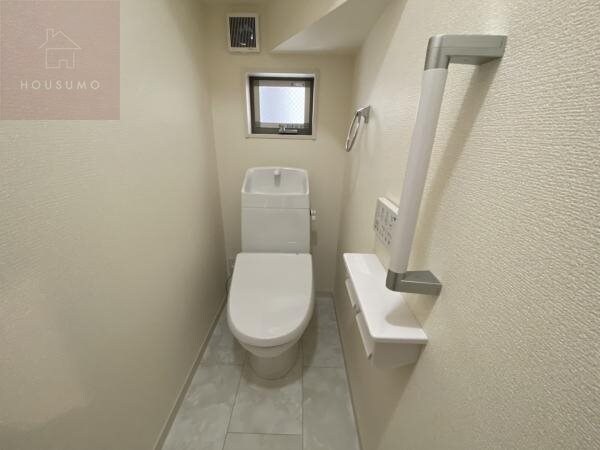 トイレ(ゆったりとした空間のトイレです)