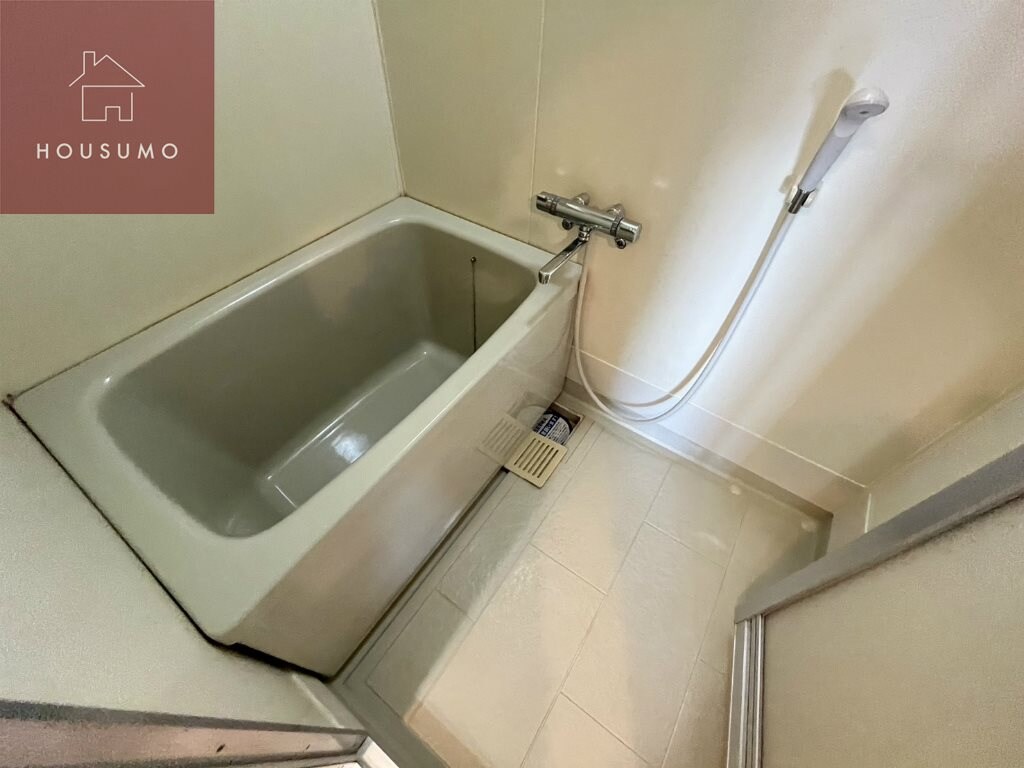 物件内観写真7　(コンパクトで使いやすいお風呂です)