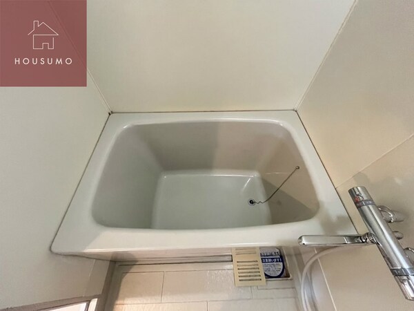 浴室(日々の疲れを癒すお風呂付です)