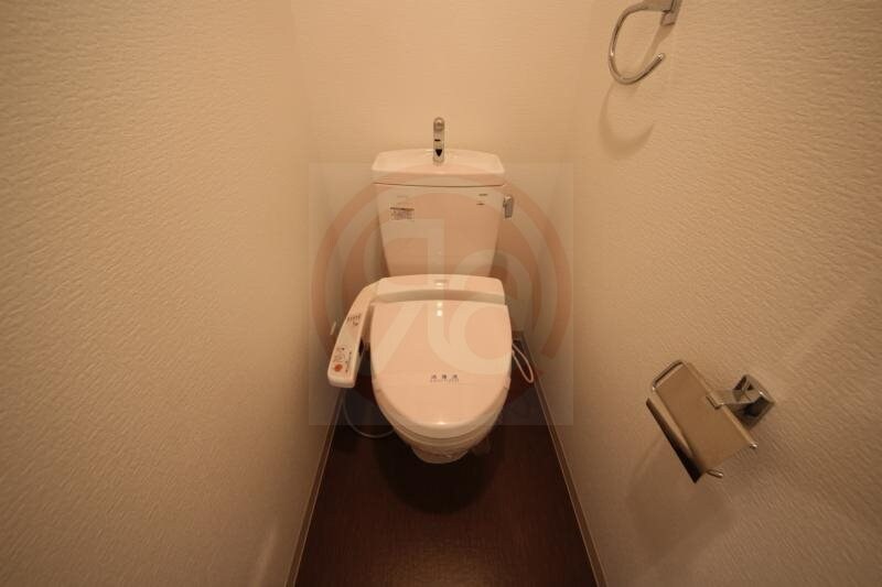 物件内観写真12　(落ち着いたトイレです)