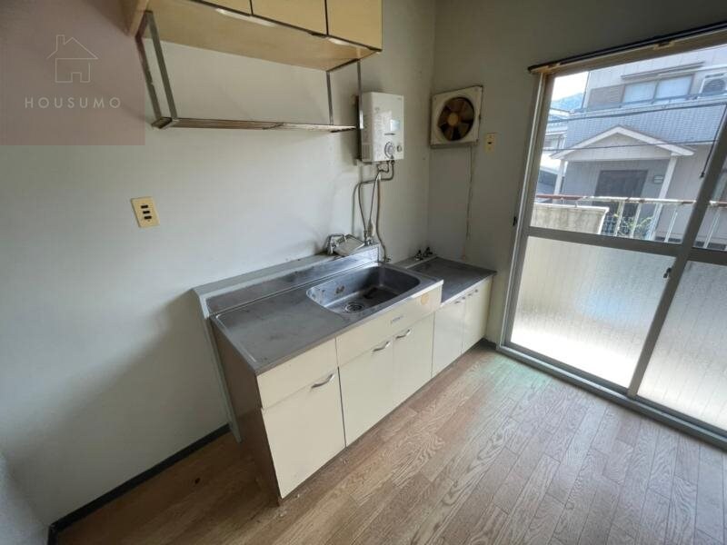 物件内観写真4　(キッチンでお料理をお楽しみください)