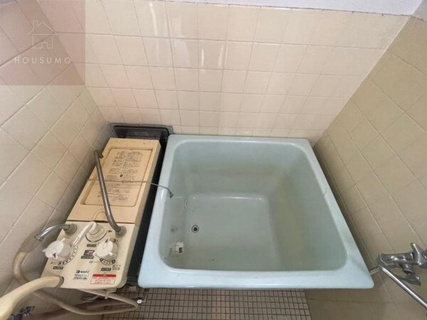 浴室(お風呂で日々の疲れを落としましょう)