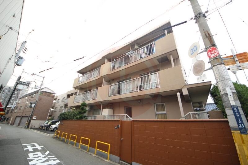 物件外観写真1　(きれいな外観です)