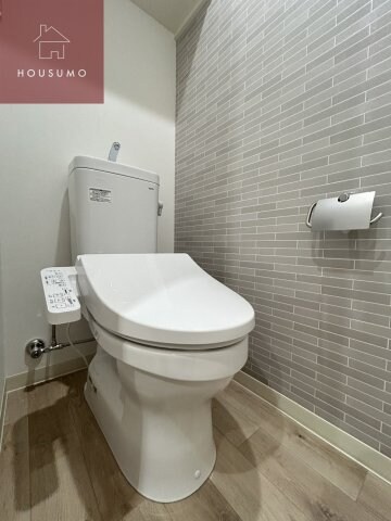 物件内観写真8　(清潔感のあるトイレです)