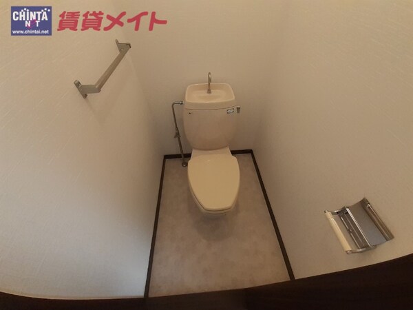 トイレ(同一物件の別部屋の写真です)
