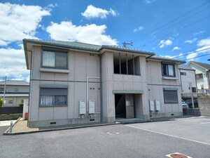 アヴィオン外観写真