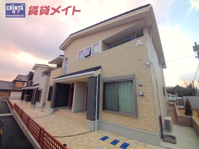 トレモントＡ