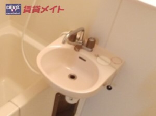 洗面設備(同物件別部屋写真)