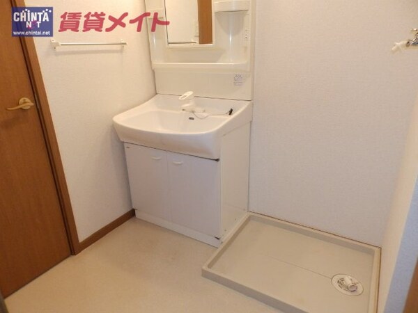 洗面設備(同タイプの部屋写真です。)