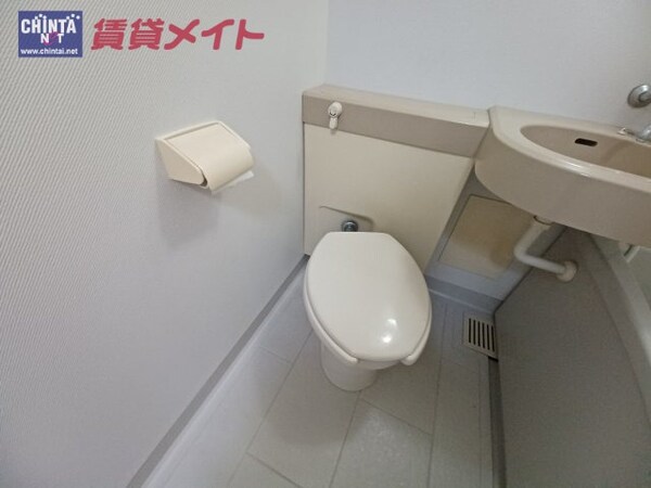 トイレ(別部屋画像参照)