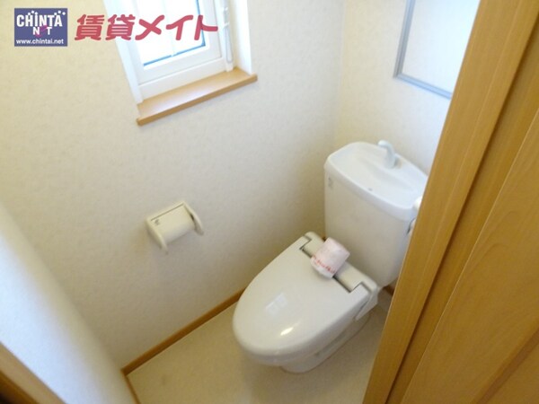 トイレ(別部屋同タイプの写真です。)