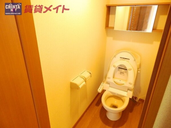 トイレ(別部屋同型タイプです。)