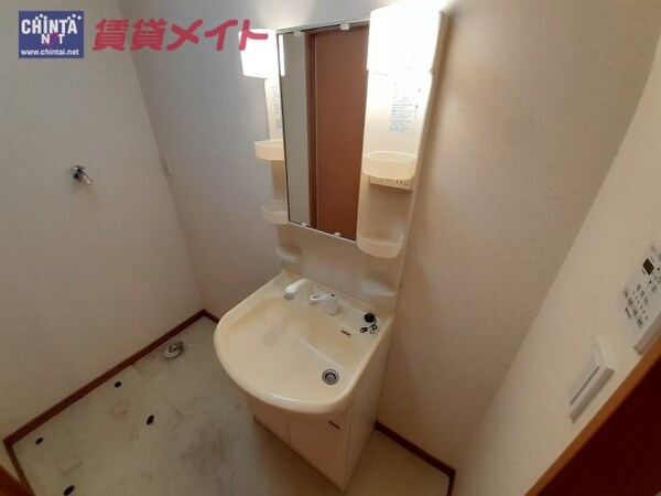 洗面設備(同型別部屋写真)