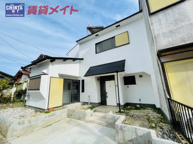 桑名市芳ケ崎戸建