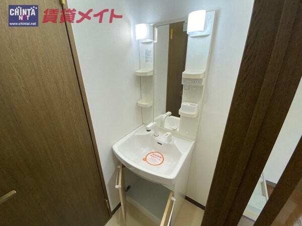 洗面設備(同型別部屋写真)