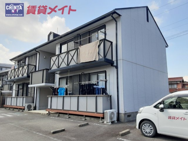 インタレスト・デグチ　Ａ