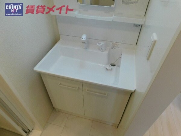 洗面設備(同タイプ物件の参考写真です)