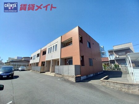 ポム　ダムール外観写真