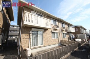 リビングタウン鈴鹿旭が丘　D棟外観写真
