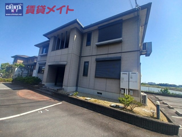 キャトルセゾン西条　B棟