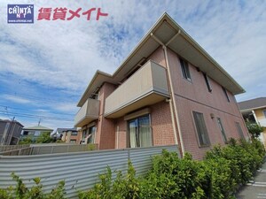 ウィステリアB外観写真
