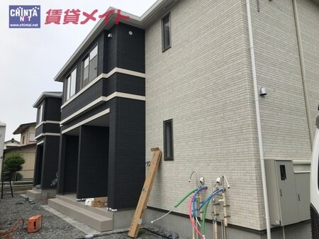 ベルシーナ鈴鹿Ａ外観写真