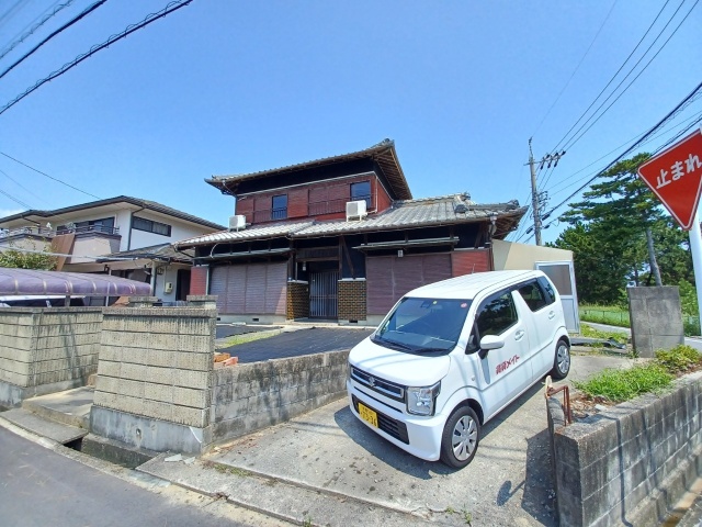 東磯山貸家