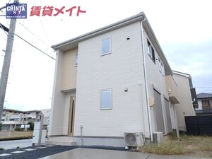 リナージュ鈴鹿市東磯山01外観写真
