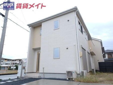 リナージュ鈴鹿市東磯山01外観写真