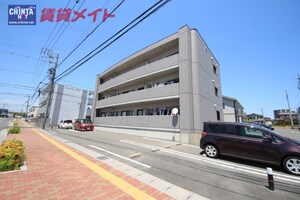メゾンルミエールⅡ外観写真