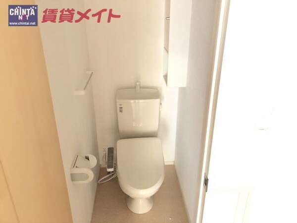トイレ(同タイプのお部屋の参考写真です。)