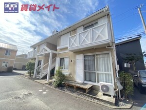 鈴鹿グリーンビレッジＤ棟外観写真