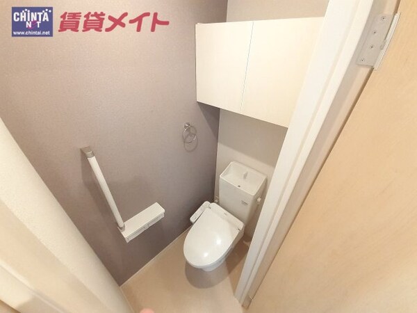 トイレ(別部屋同タイプです)