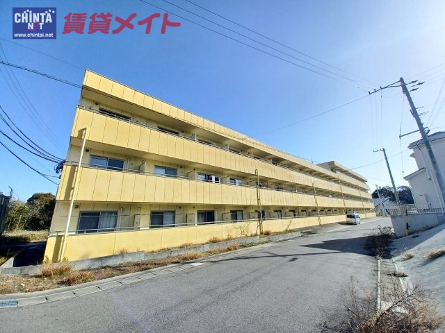 亀山マンションB棟