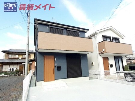 リースホーム鈴鹿G棟外観写真