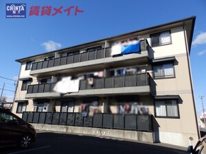 Ｓｅｊｏｕｒ ＣＯＳＭＯＳ　B外観写真