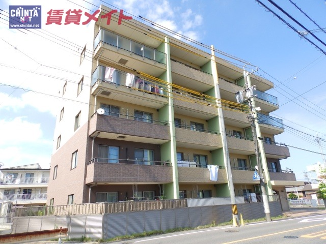 グランドパレス