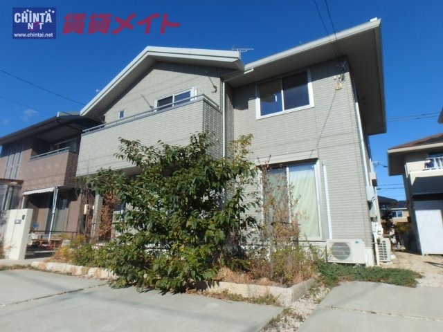 津ハーモニータウン上浜町５丁目借家