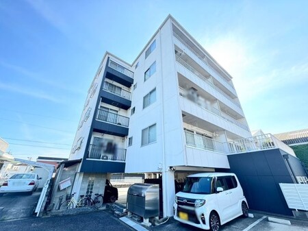 レナジア大倉外観写真