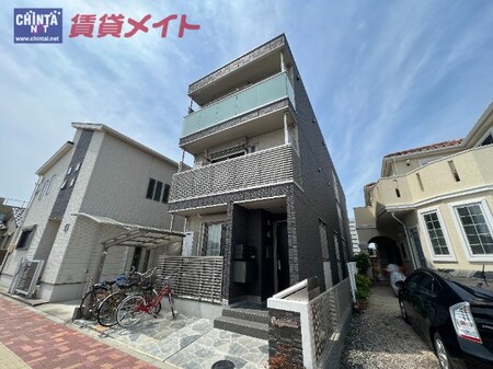 D-スクエア津栄町外観写真