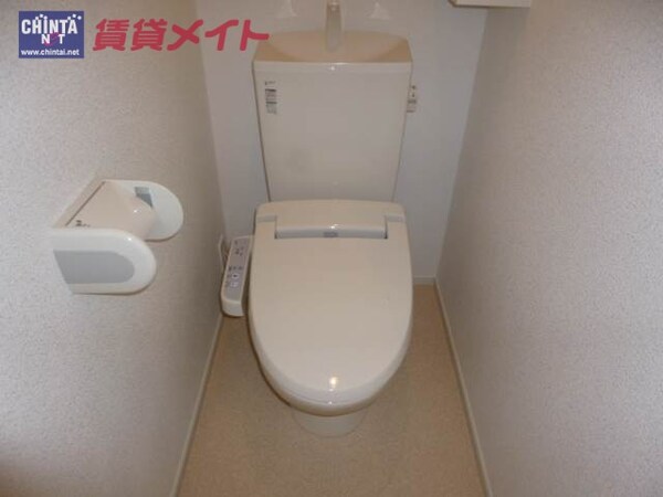 トイレ(同物件別室の写真です)