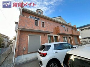 サーラ・マンジェⅡ外観写真