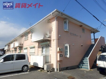サンシティーB棟外観写真