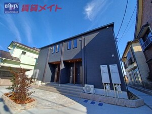 エバ２４外観写真
