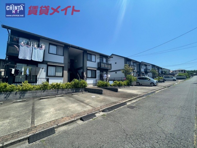 アセラ F棟